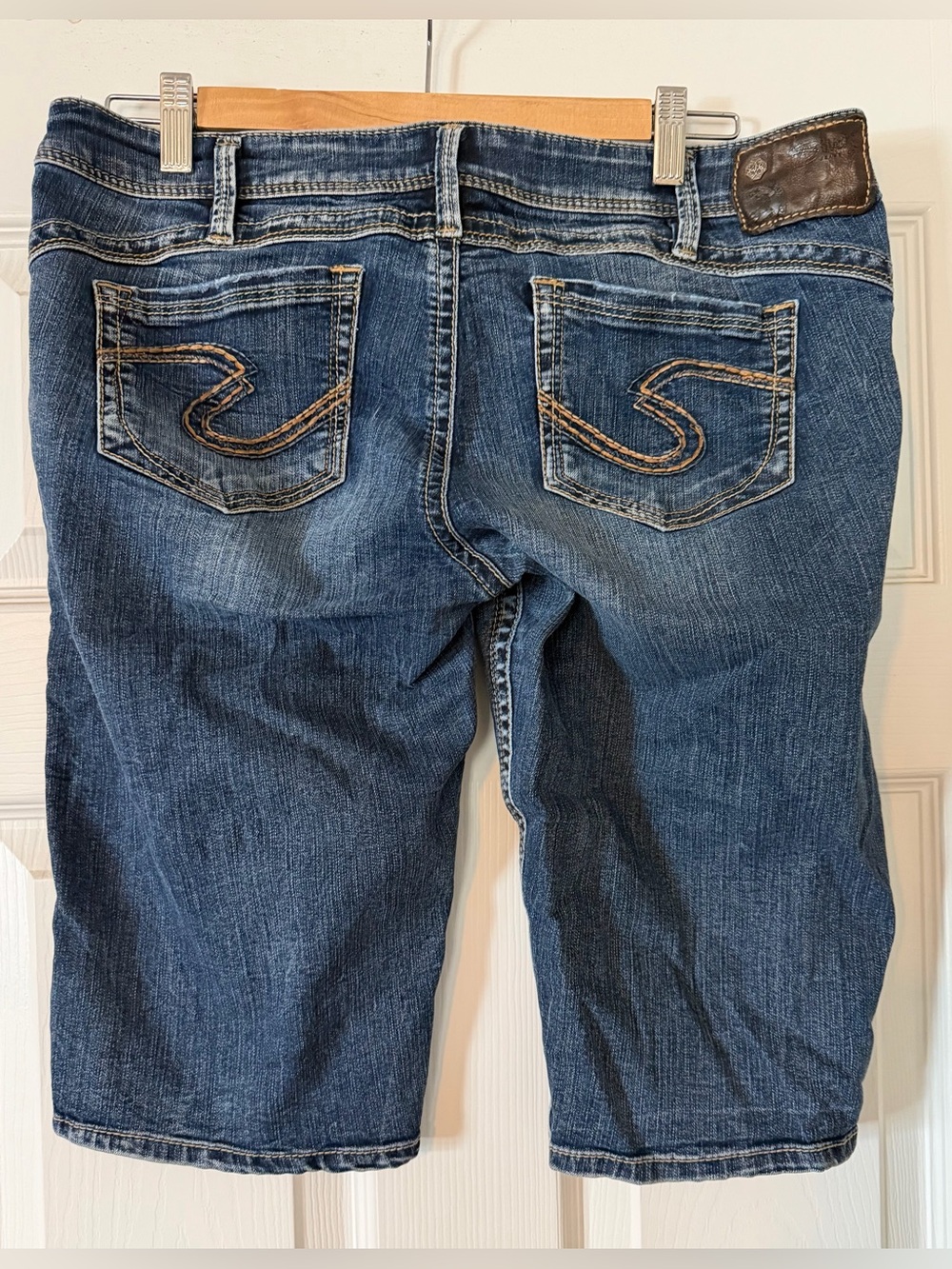 Silver Jeans Women's Dark Blue Boyfriend Bermuda Shorts